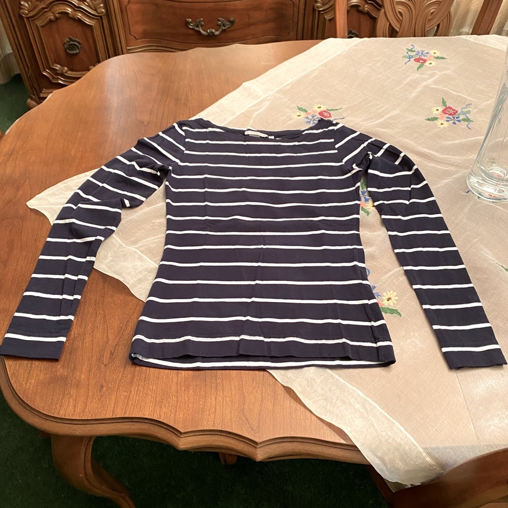H&M long sleeve t shirt size S